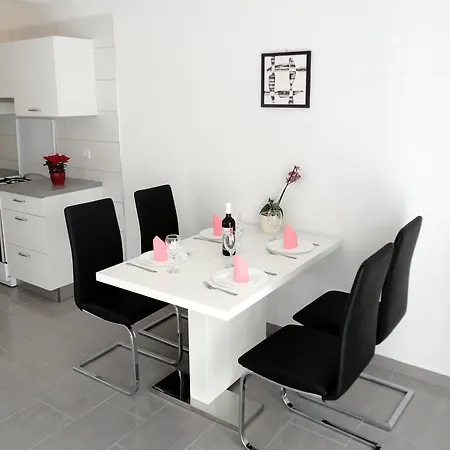 Uvala Torac 8653b Apartamento *