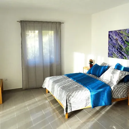 Uvala Torac 8653b Gdinj